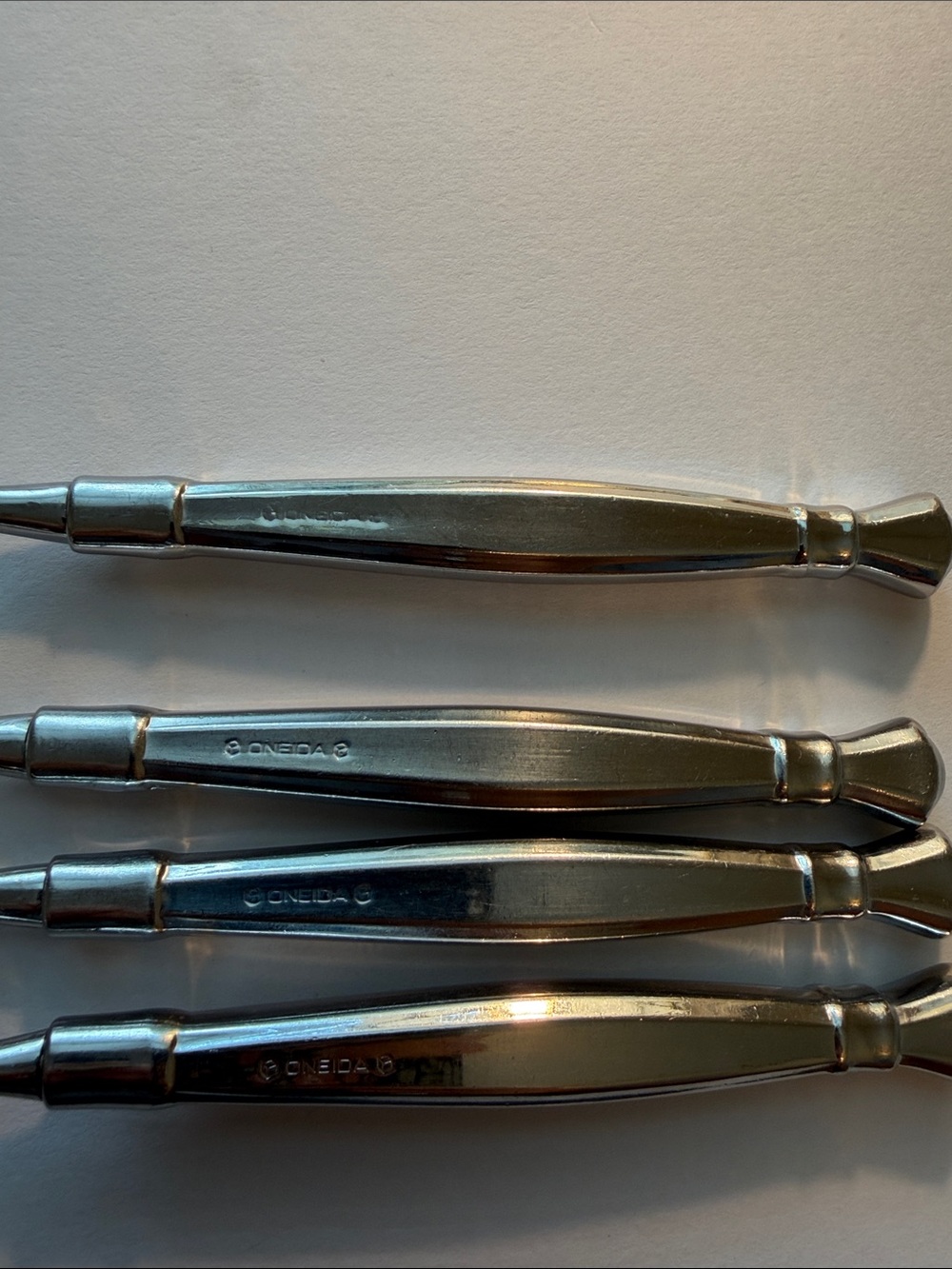 Oneida Act Stainless Flatware salad Forks Lot Of 4 Cube Mark glossy - Picture 8 of 8